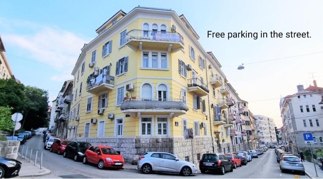 Apartment Lea Centar Split Exteriör bild