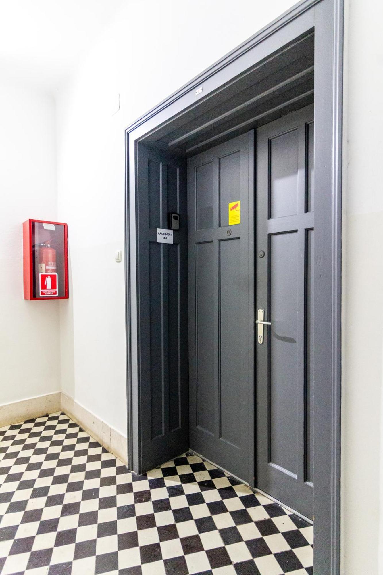 Apartment Lea Centar Split Exteriör bild