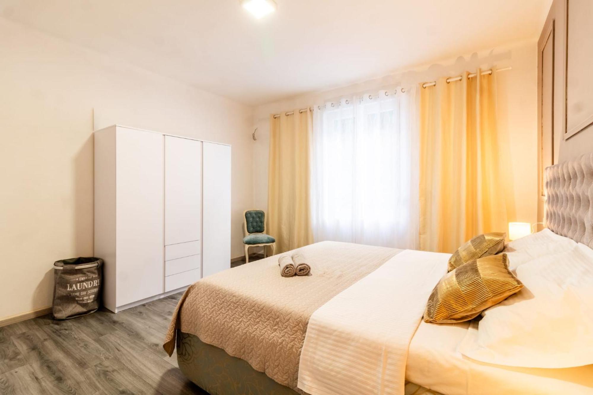 Apartment Lea Centar Split Exteriör bild